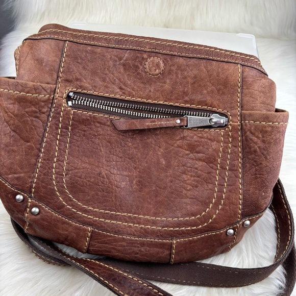 FOSSIL BROWN LEATHER IT CAN BE USED AS SHOULDER/BACKPACK - Picture 5 of 16
